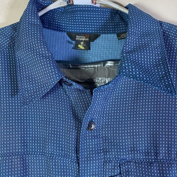ROYAL ROBBINS SHIRT WOVEN TEXTURED MENS XL BLUE ROLL UP SLEEVE - Picture 1 of 14